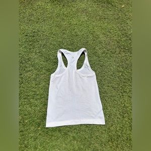 Lululemon swiftly tank